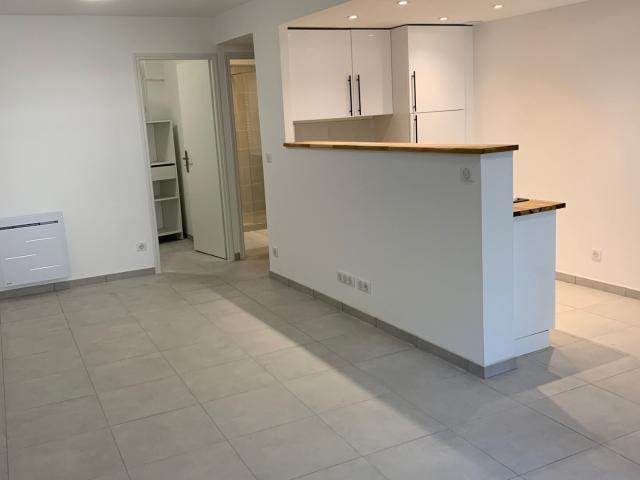 Appartement 1 pièce, 36 m² à louer à Cannes 06400