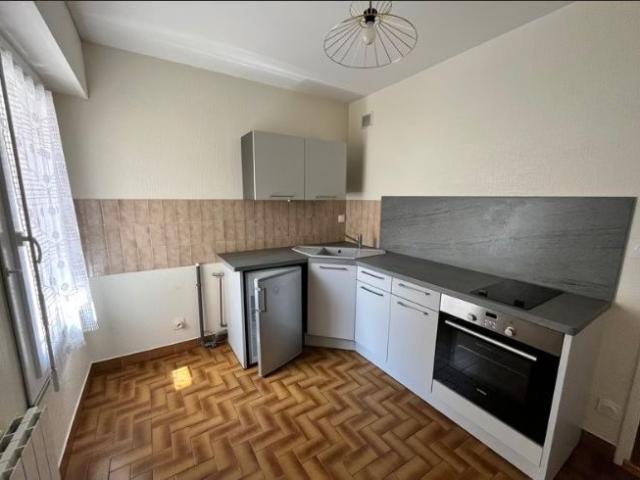 Appartement 1 pièce, 36 m² à louer à Vierzon 18100
