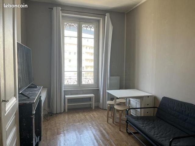 Appartement 1 pièce 37 m²