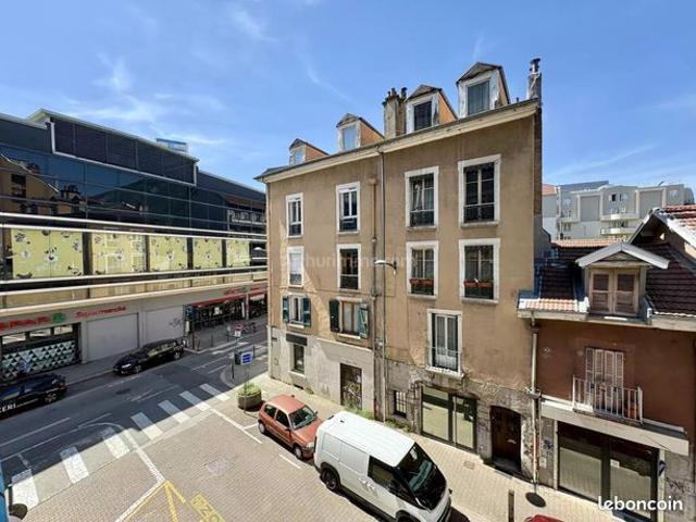 Appartement 1 pièce 37 m²