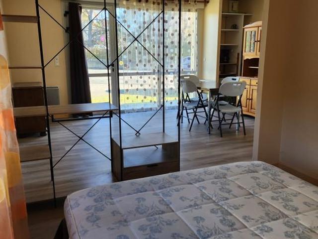 Appartement 1 pièce, 38 m² à louer à Leyme 46120