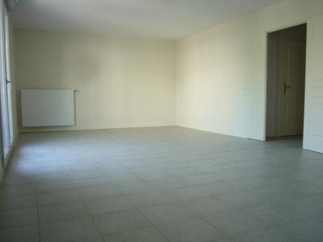 Appartement 1 pièce, 39 m² à louer à Grenoble 38000