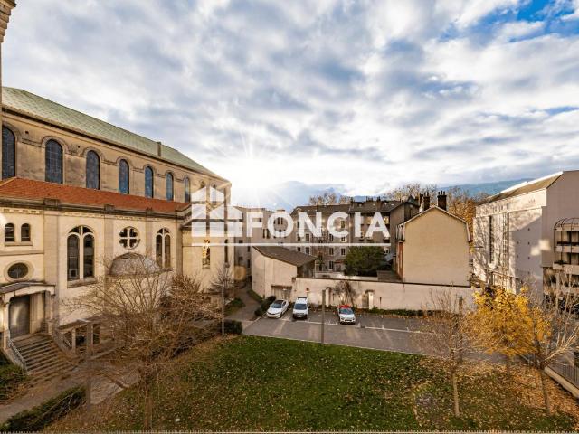 Appartement 1 pièce 30 m²