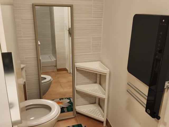 Appartement 1 pièce, 30 m² à louer à Néoules 83136