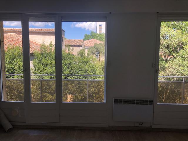 Appartement 1 pièce, 30 m² à louer à Nîmes 30000