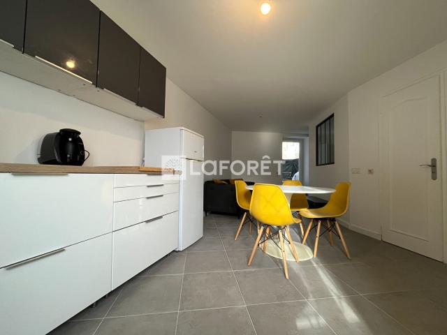 Appartement 1 pièce, 30 m² à louer à Bourgoin Jallieu 38300