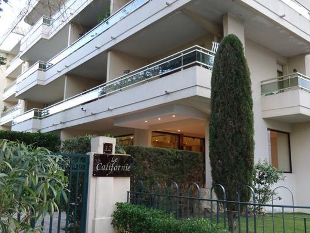 Appartement 1 pièce, 30 m² à louer à Cannes 06150