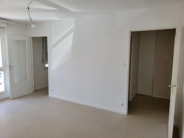 Appartement 1 pièce, 30 m² à louer à Dijon 21000
