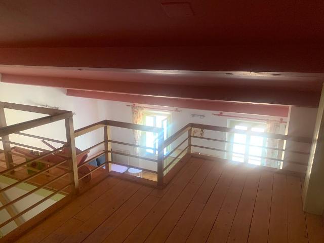 Appartement 1 pièce, 30 m² à louer à Pierrefeu du Var 83390