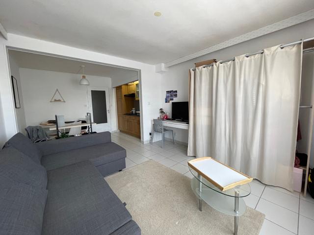 Appartement 1 pièce, 30 m² à louer à Quimper 29000