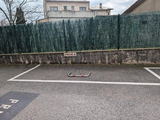 Appartement 1 pièce, 30 m² à louer à Saint Vallier de Thiey 06460