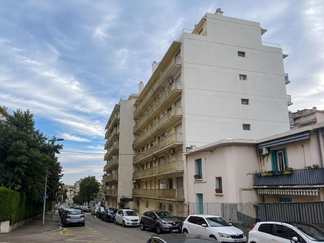 Appartement 1 pièce 31 m²