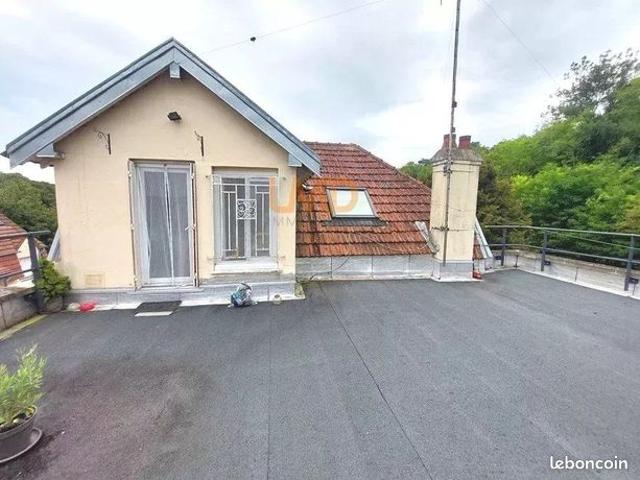 Studio 1 pièce 31 m²