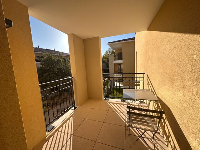 Appartement 1 pièce, 31 m² à louer à Aix en Provence 13540
