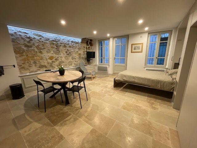 Appartement 1 pièce, 31 m² à louer à Arles 13104