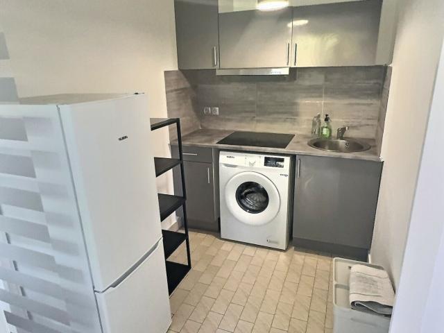 Appartement 1 pièce, 31 m² à louer à Toulon 83000