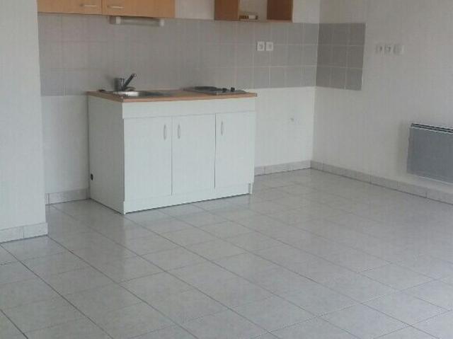 Appartement 1 pièce, 32 m² à louer à Castelginest 31780