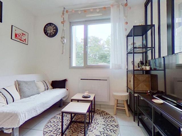 Appartement 1 pièce, 32 m² à louer à Lyon 8 69008