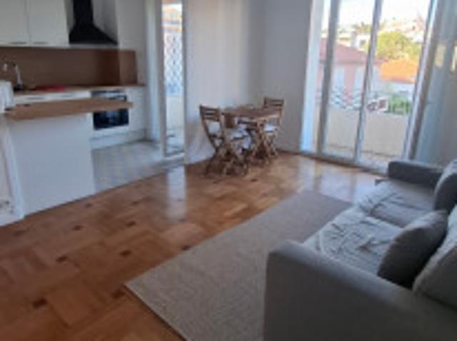 Appartement 1 piece 33 m2 Nice Valrose