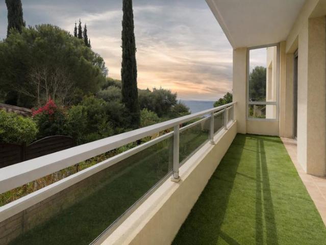 Appartement 1 pièce / 33 m² / 199 000 EUR / BANDOL