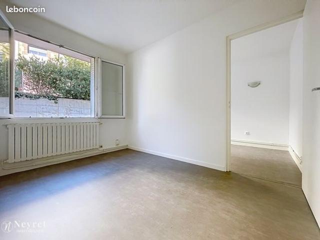 Appartement 1 pièce 33 m²