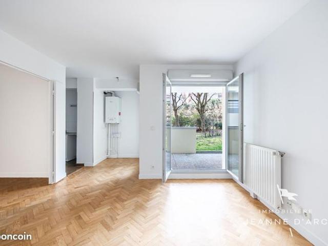 Appartement 1 pièce 33 m²