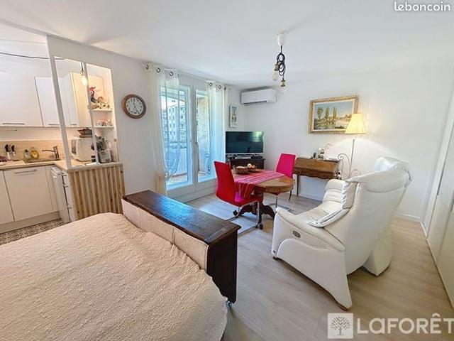 Appartement 1 pièce 33 m²