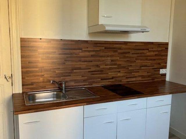 Appartement 1 pièce, 33 m² à louer à Mazamet 81200