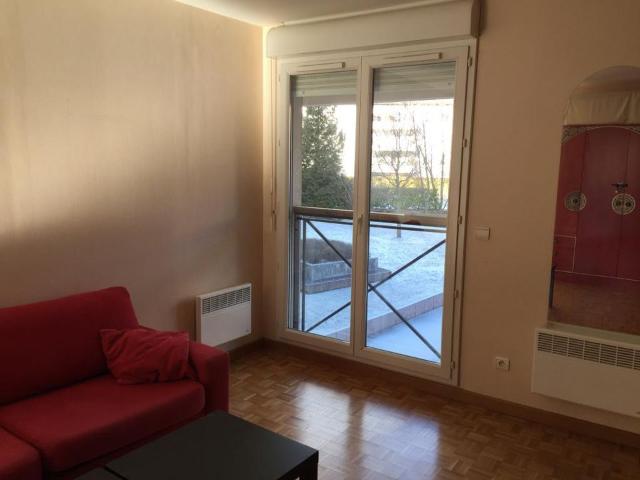 Appartement 1 pièce, 33 m² à louer à Annecy 74940
