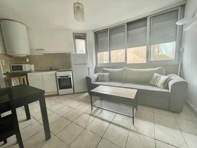 Appartement 1 pièce, 33 m² à louer à Béziers 34500