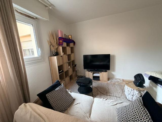 Appartement 1 pièce, 33 m² à louer à Pau 64000