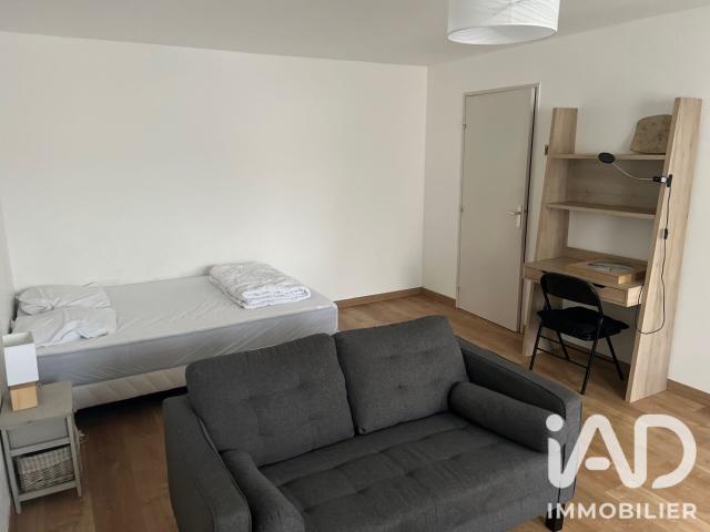 Appartement 1 pièce, 33 m² à louer à Savigny le Temple 77176