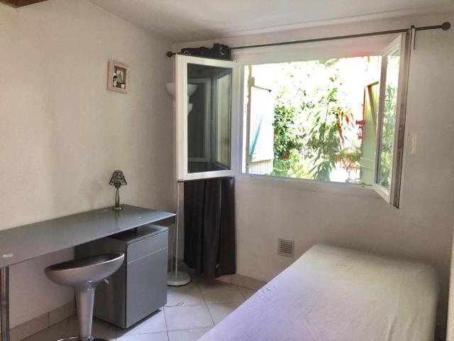 Appartement 1 pièce, 33 m² à louer à Toulon 83000