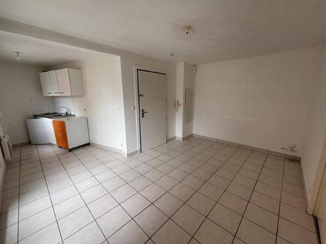 Appartement 1 pièce 44000 Nantes Réf: 11353