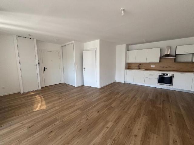 Appartement 1 pièce, 44 m² à louer à Annemasse 74100