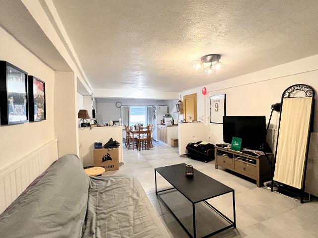 Appartement 1 pièce, 44 m² à louer à Besse sur Issole 83890