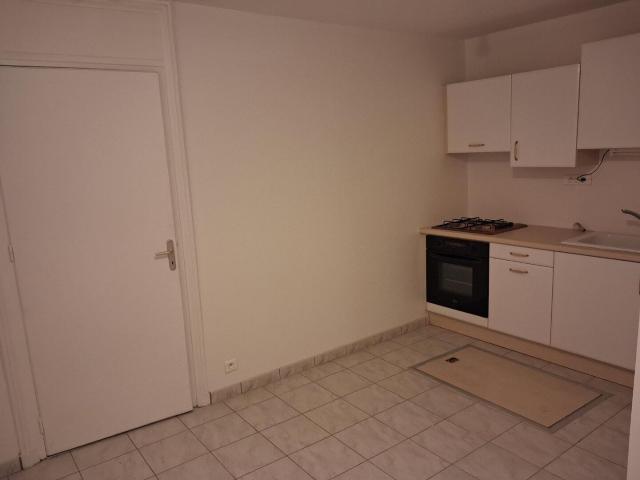 Appartement 1 pièce, 44 m² à louer à Saint Rambert en Bugey 01230