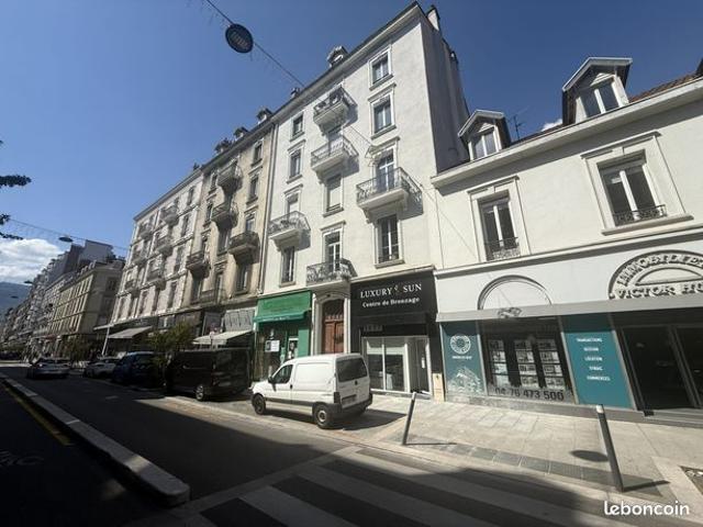 Appartement 1 pièce 45 m²