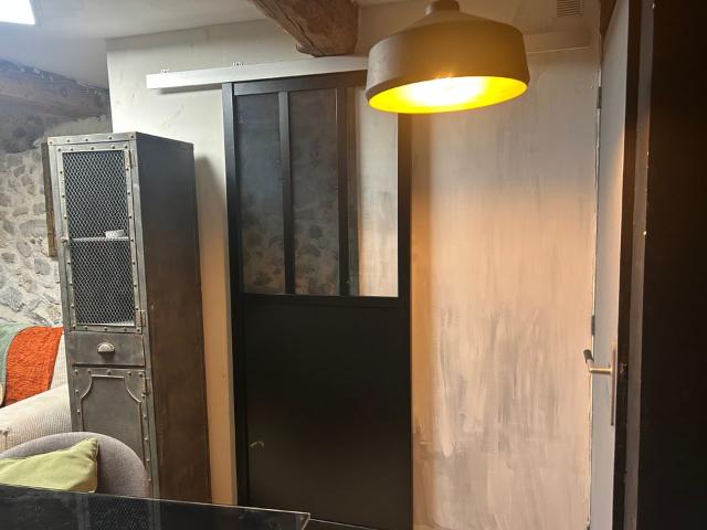 Appartement 1 pièce, 45 m² à louer à Le Luc 83340