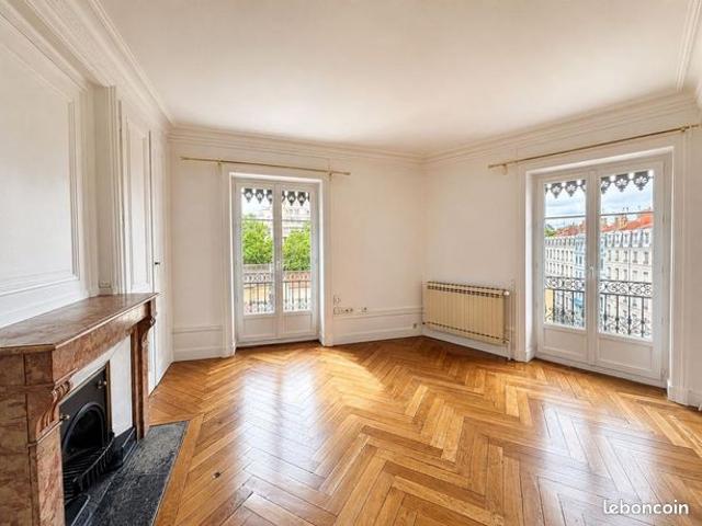 Appartement 1 pièce 46 m²