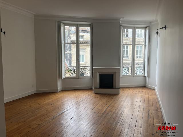 Appartement 1 pièce 50 m²