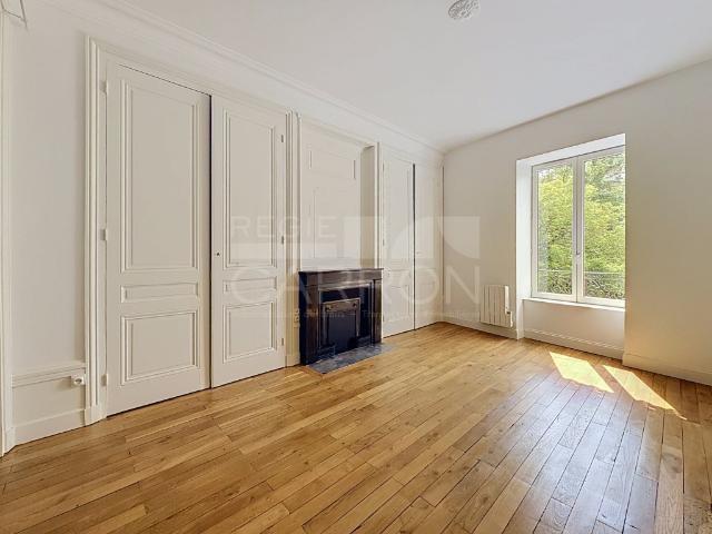 Appartement 1 pièce 49 m²