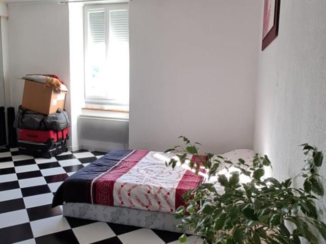 Appartement 1 pièce, 49 m² à louer à Alès 30100