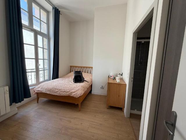 Appartement 1 pièce, 49 m² à louer à Limoges 87000