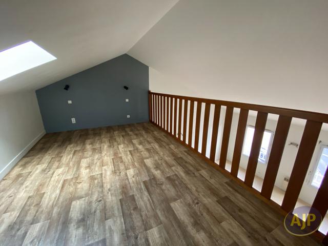 Appartement 1 pièce, 49 m² à louer à Vallet 44330
