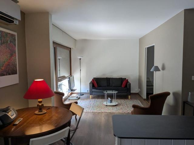 Appartement 1 pièce, 40 m² à louer à Bordeaux 33000