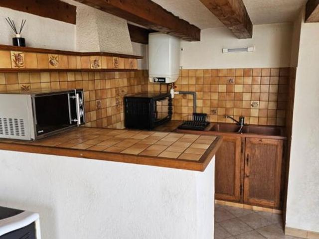 Appartement 1 pièce, 40 m² à louer à La Mure Argens 04170