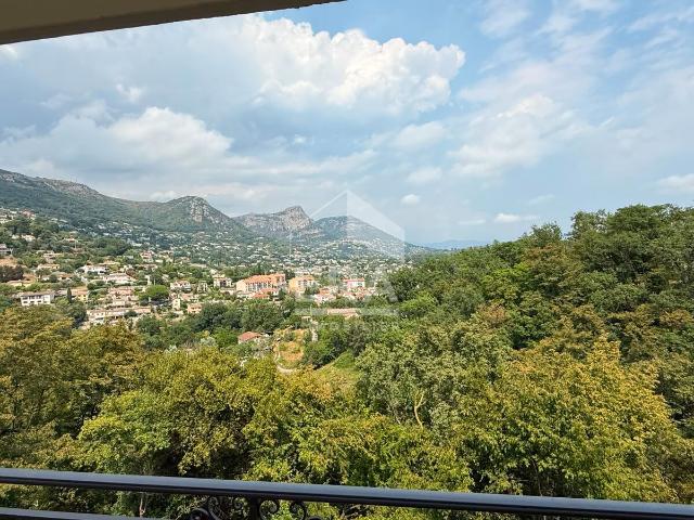 Appartement 1 pièce, 40 m² à louer à Vence 06140