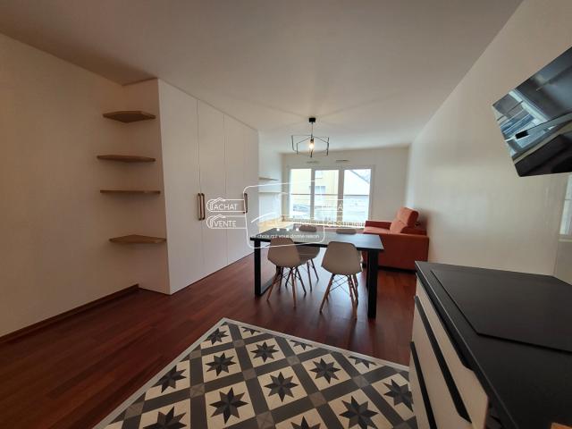 Appartement 1 pièce, 41 m² à louer à Nantes 44300
