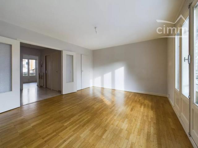 Appartement 1 pièce 42 m²